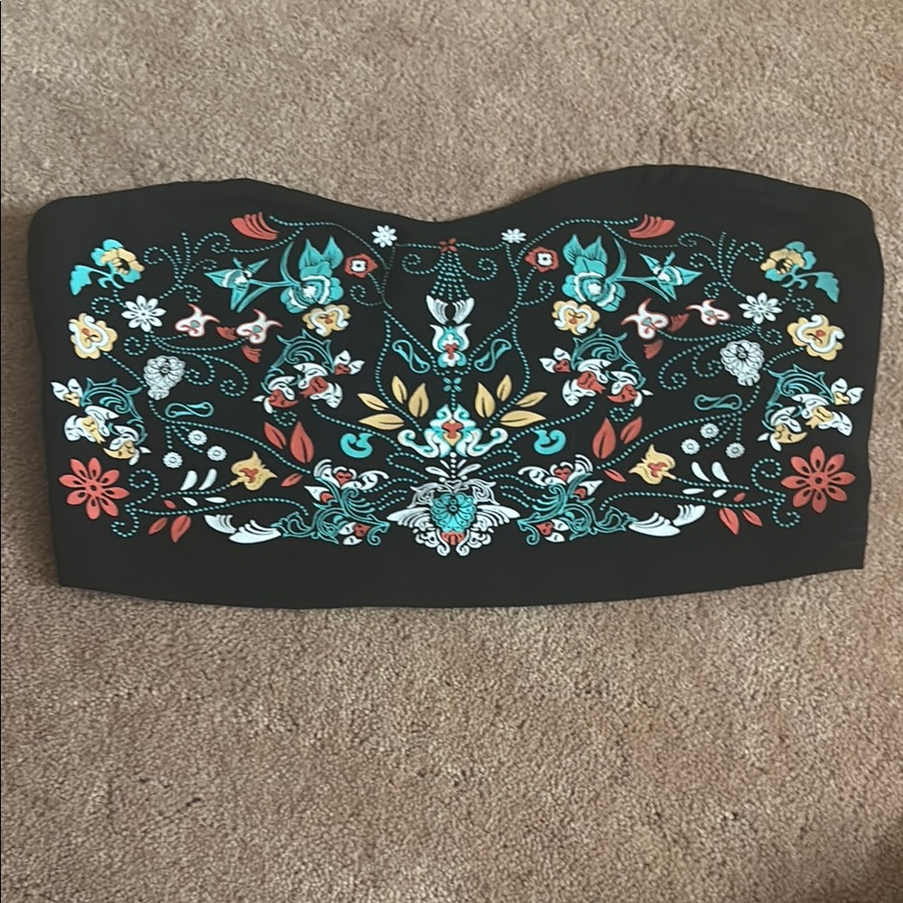 Floral Embroidered Black Strapless Top